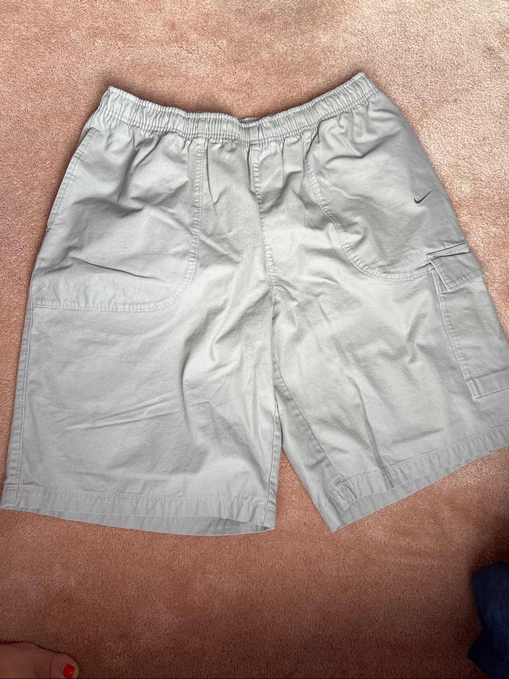 Nike Men's Light Beige Khaki Cargo Shorts with Elastic Waist Size XL